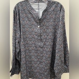 New Top no tags came with it. Tunic style 2X